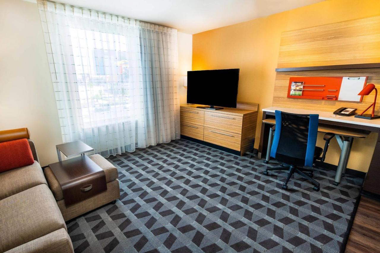 Towneplace Suites By Marriott Las Vegas Stadium District Zewnętrze zdjęcie